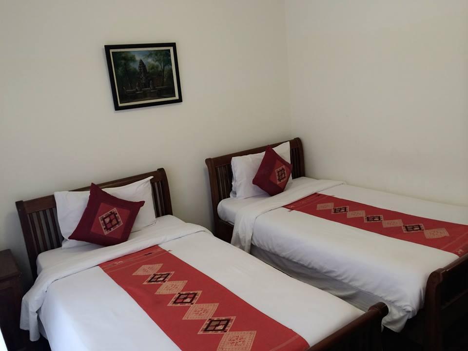 Avilla Phasouk Hotel Vientiane Buitenkant foto