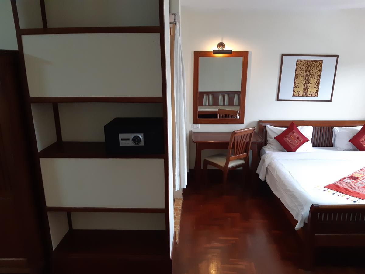 Avilla Phasouk Hotel Vientiane Buitenkant foto