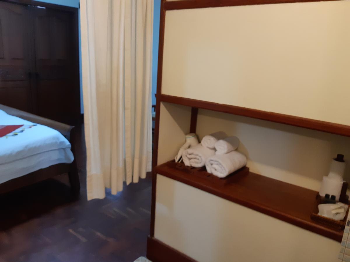 Avilla Phasouk Hotel Vientiane Buitenkant foto